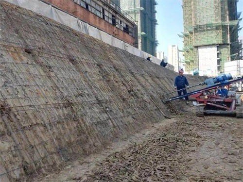 福绵建筑边坡支护